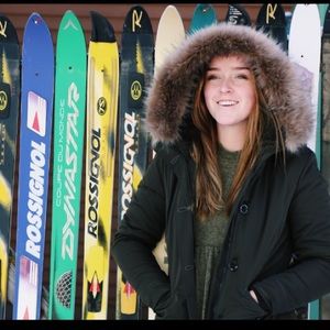 Meet your Posher, Emma